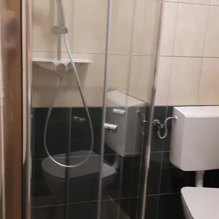 Kuca Za Odmor-val Nyaraló Vir